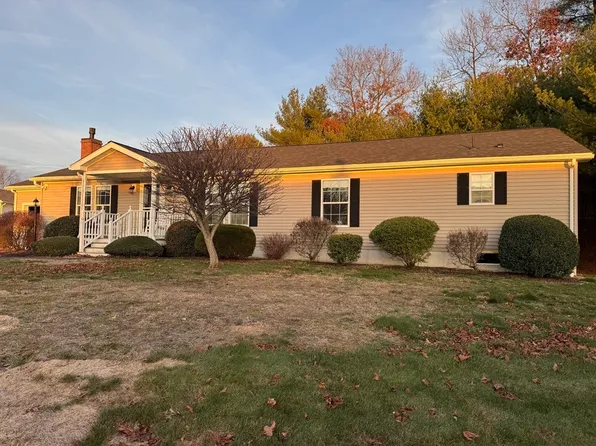 503 Hastings Rd, Middleboro, MA 02346