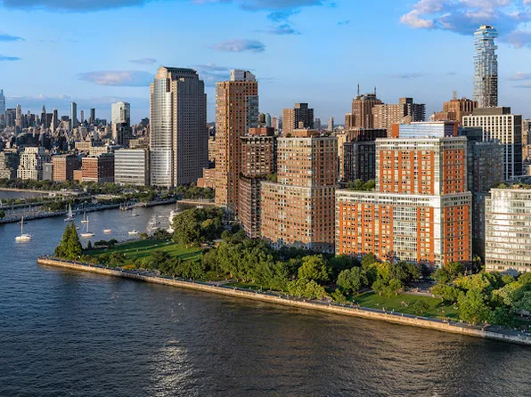 20 River Terrace image 1 of 14