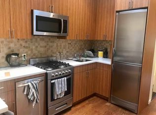 12 Bedford Ave #3L, Brooklyn, NY 11222