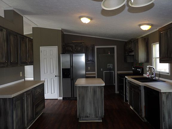 4th image of 216 Willow Branch Rd