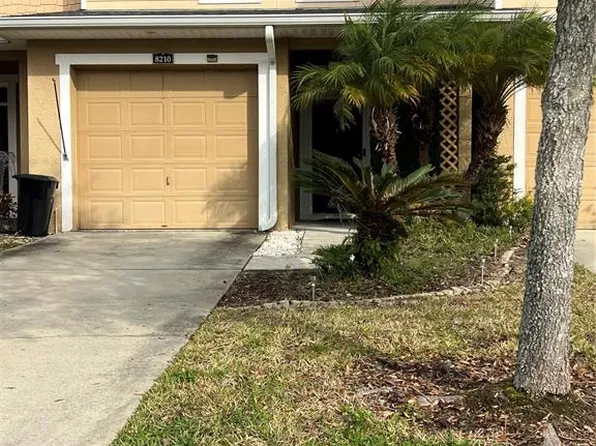 8210 Down Royal Rd, Tampa, FL 33610