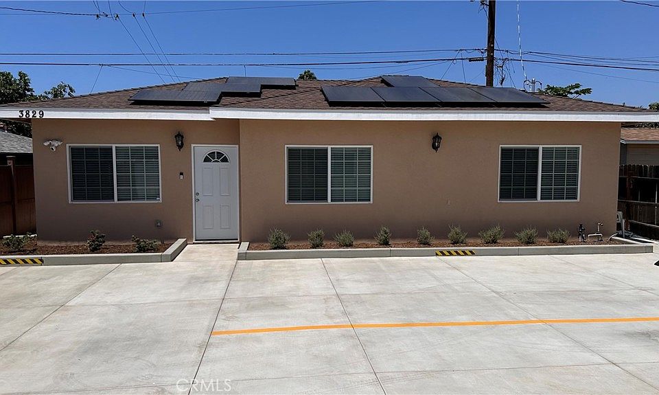 1st image of 3829 Esmeralda Ave
