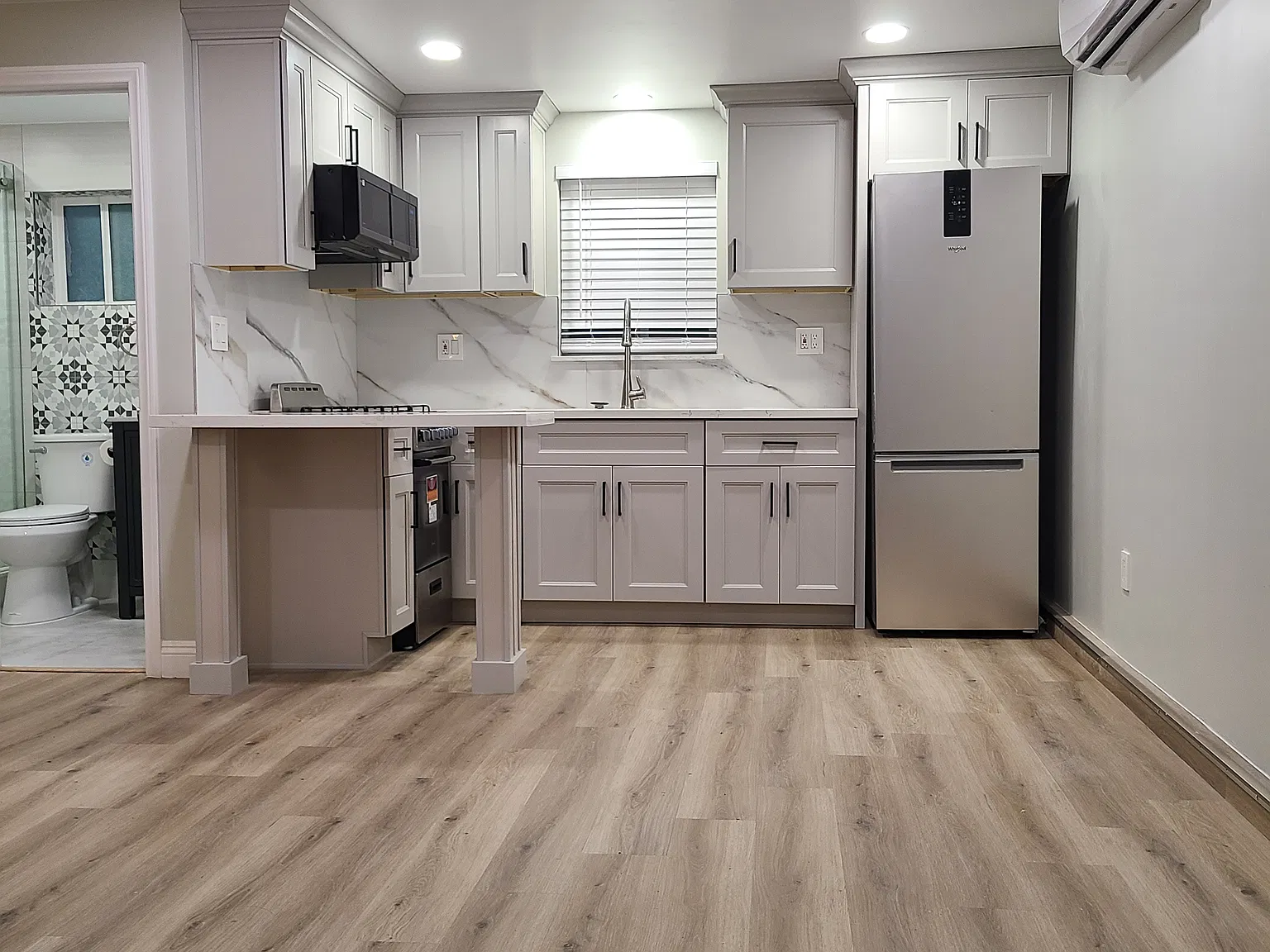 Studio, 350 sqft, $1,550 — Photo 1