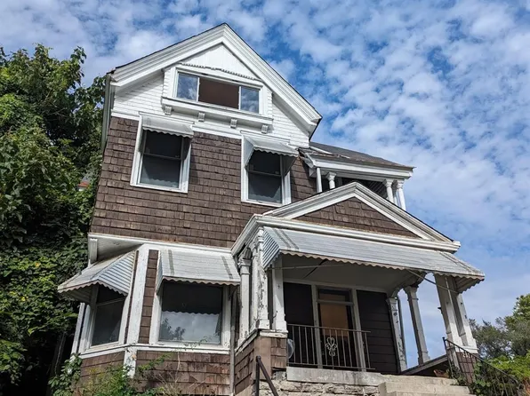 2637 Victory Pkwy, Cincinnati, OH 45206