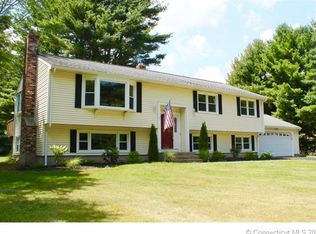 148 Lanes Pond Rd, Northford, CT 06472