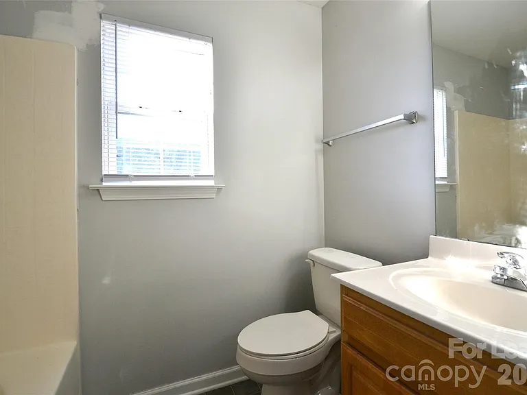 4638 Palm Breeze Ln — Photo 16