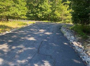 1275 Champion Dr, Sunrise Beach, MO 65079