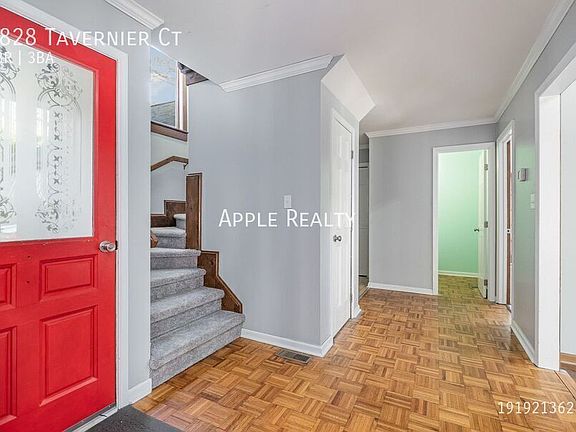 4th image of 6828 Tavernier Ct