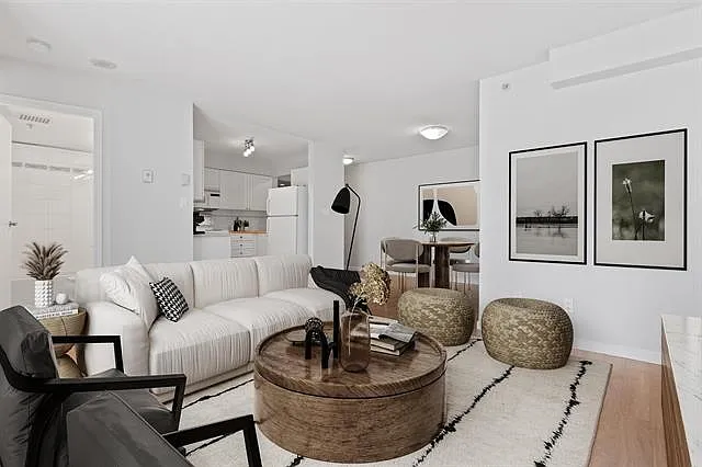 1 bed, 700 sqft, $2,700 — Photo 4