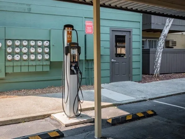 Diablo View Apartments