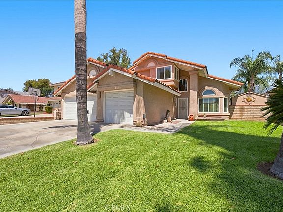 5th image of 9946 Mangrove St