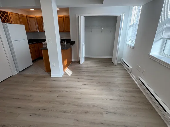 28 Queensberry St, Boston, MA