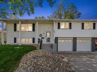 850 Nancy Rd, Waterloo, IA 50701