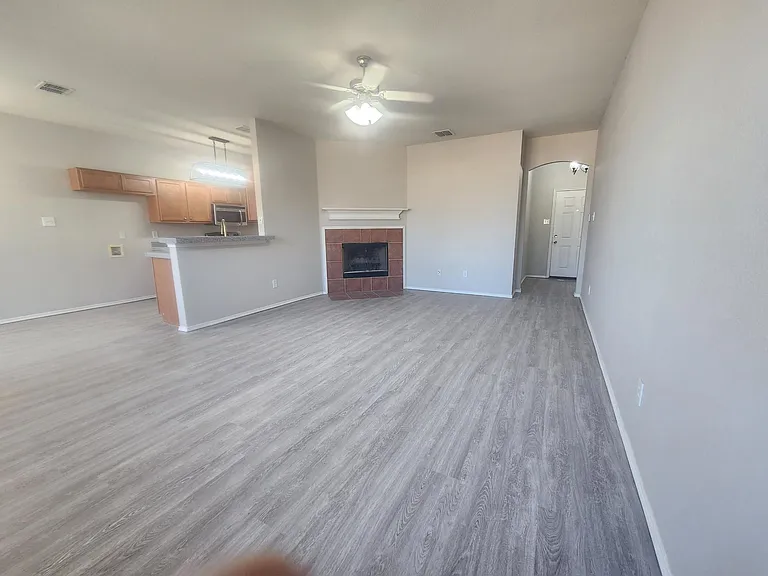 6429 Waterhill Ln — Photo 3