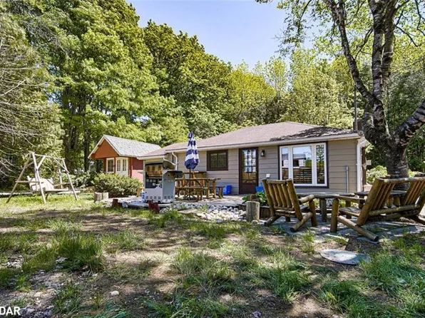 228 Canrobert St, Grey Highlands, ON N0C 1E0