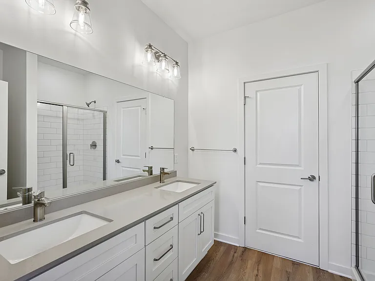 Hamlet Watkins Centre - Homes & Townhomes for Rent — Photo 45