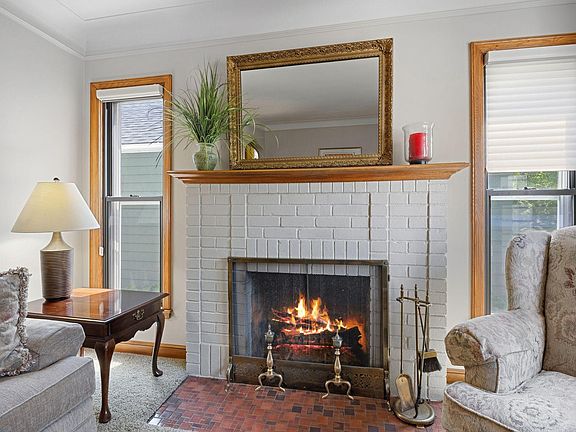 5th image of 2231 McKinley St NE
