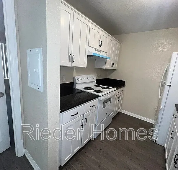5252 Orange Ave #127 — Photo 10