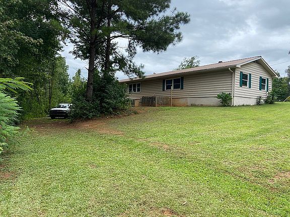 Rear with lower garage acces