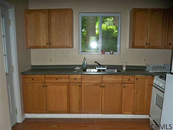 5th image of 203 S Main St