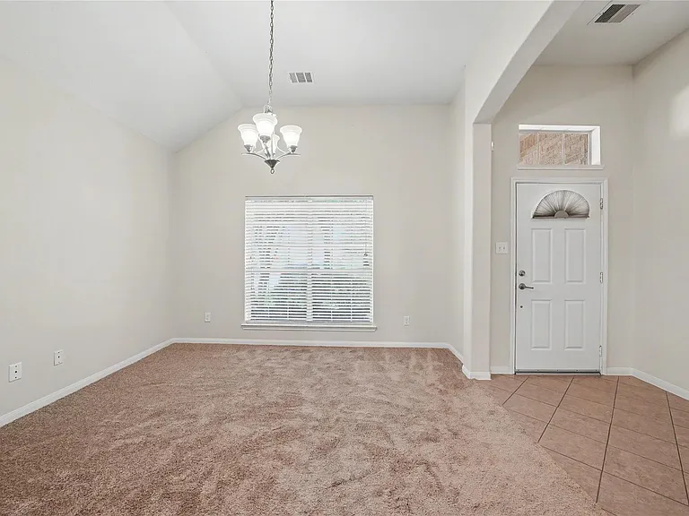 10035 Arcadian Springs Ln — Photo 8
