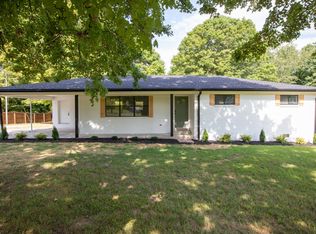 1015 Preston Dr, Burns, TN 37029