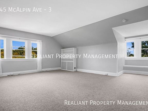 3rd image of 345 McAlpin Ave #3