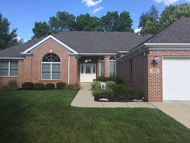 1st image of 200 S Jade Dr