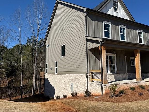 2nd image of 5642 Meadow View Dr