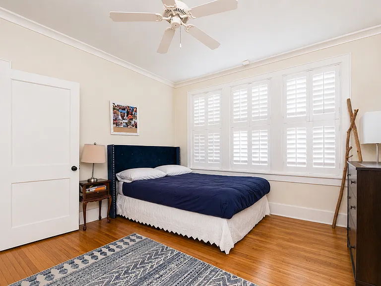 5115 Kavanaugh Blvd — Photo 10