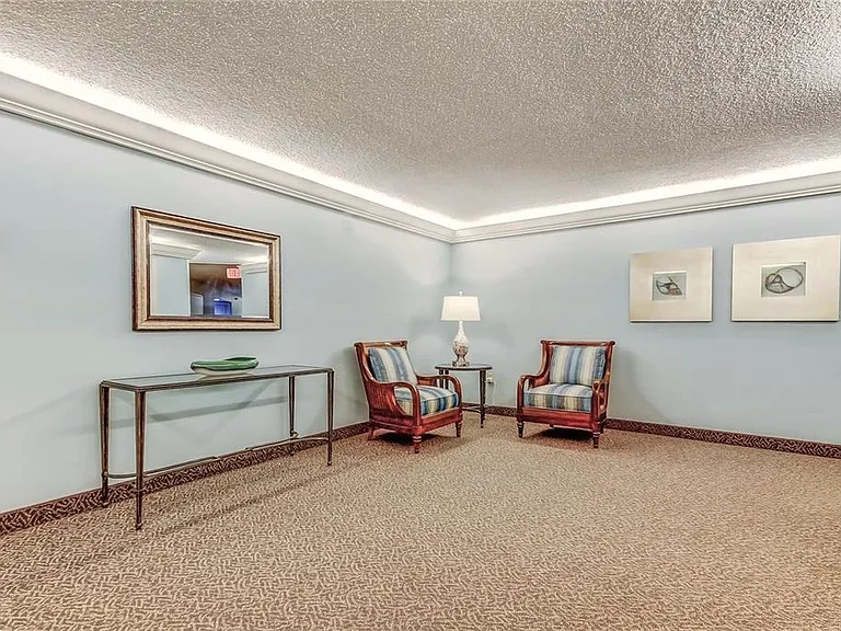690 Island Way #307 — Photo 33
