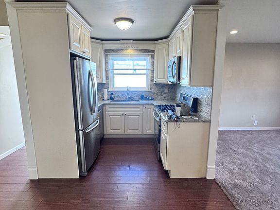 5th image of 92 Amsterdam Ave #1