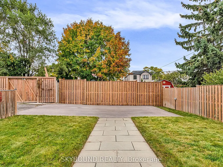 323 Mortimer Ave #B — Photo 29
