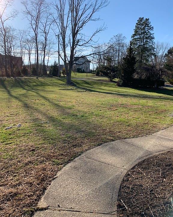151 Hope Rd, Cranston, RI 02921 Zillow