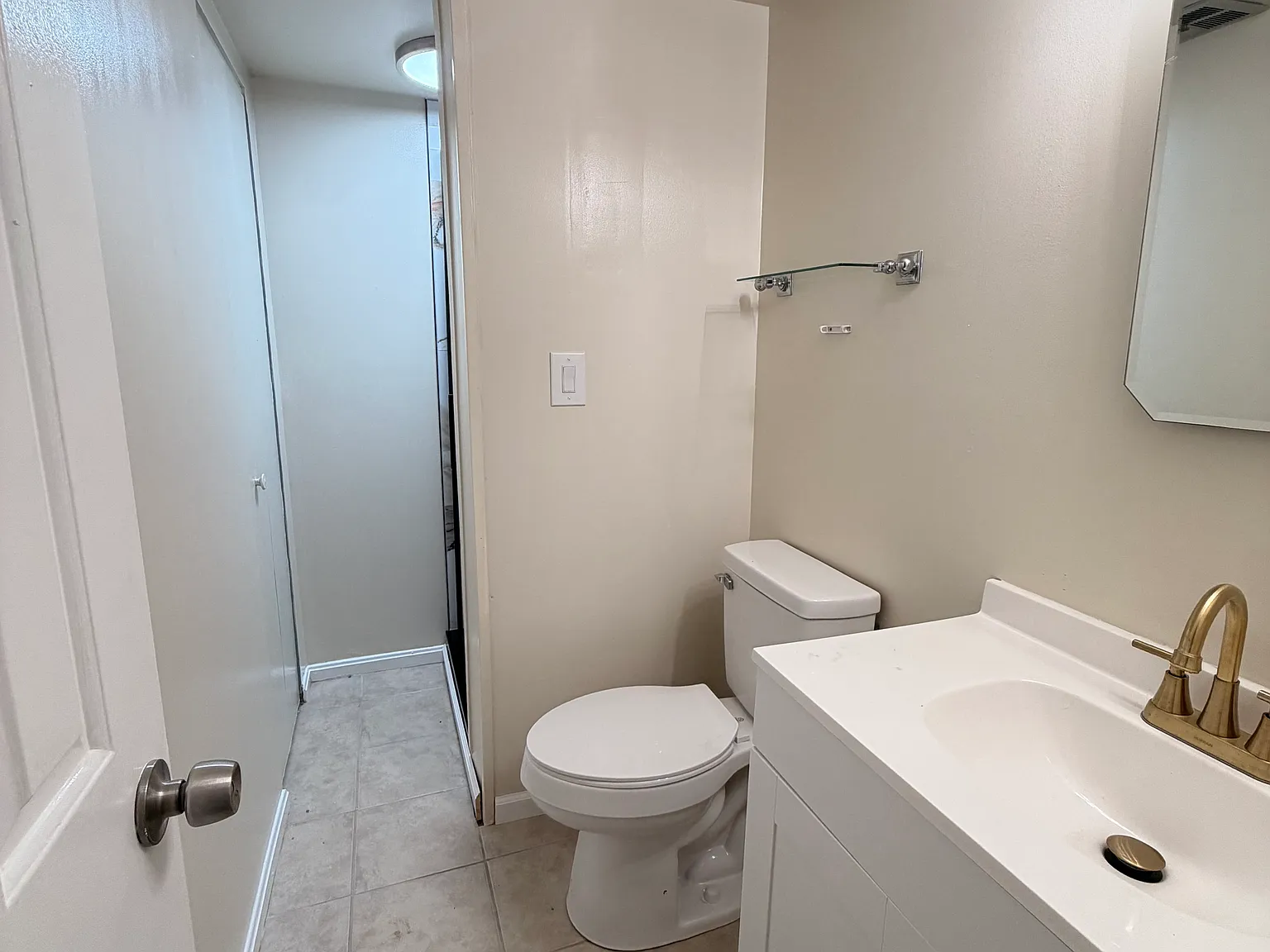 3 bed, 1240 sqft, $2,400 — Photo 4