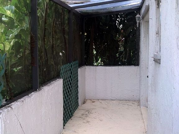 5th image of 10905 N Kendall Dr APT 303
