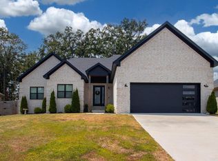 877 Oak Forest Cir, Sherwood, AR 72120