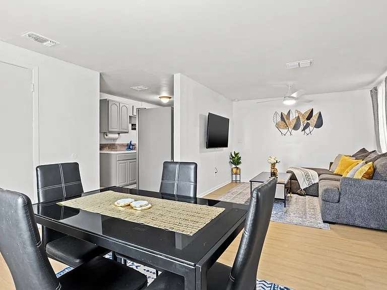 3906 E Powhatan Ave #A — Photo 9
