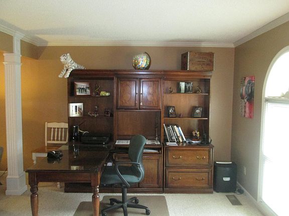 5th image of 10316 Loma Dr #7