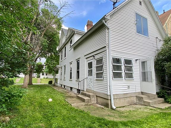 4th image of 1118 Wyoming St