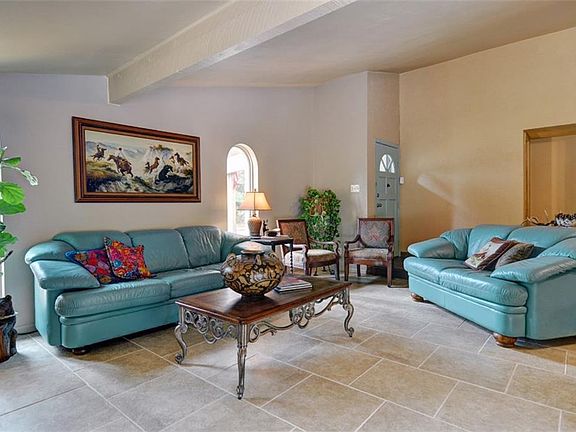 4th image of 6615 Hillbriar Dr
