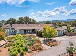 910 Lytton Springs Road, Healdsburg, CA 95448
