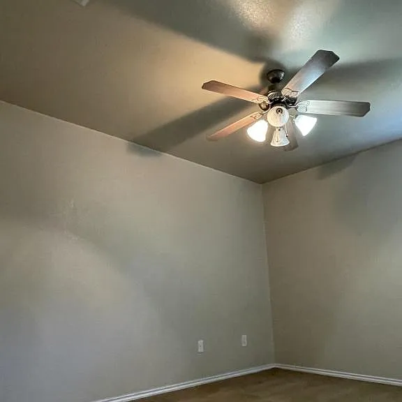 1104 Leah Dr #A — Photo 9