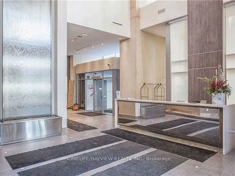 500 Sherbourne St #2012 — Photo 13