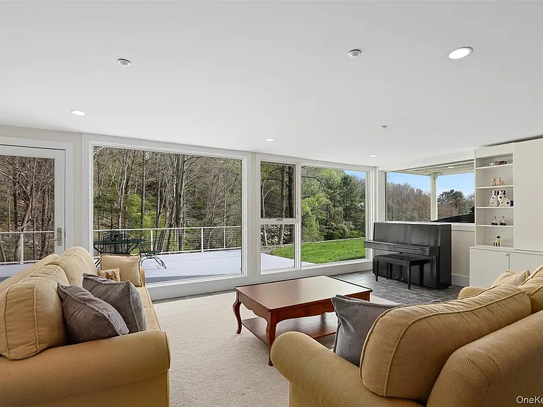 17 Fox Run Rd — Photo 27