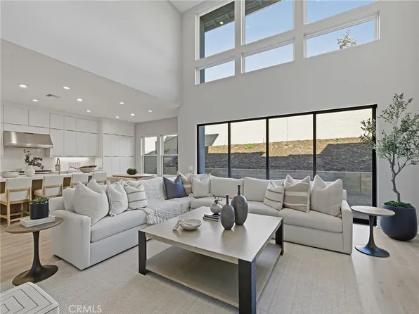 125 Apron, Irvine, CA 92618