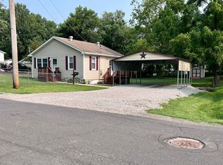 1444 10th St, Cottage Hills, IL 62018