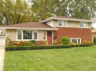 7923 W 74th St, Bridgeview, IL 60455