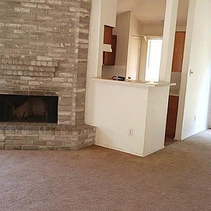 4th image of 5211 Beaverhill Dr