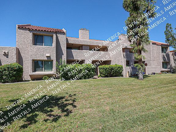 2nd image of 7352 N Via Camello Del Norte Unit 215